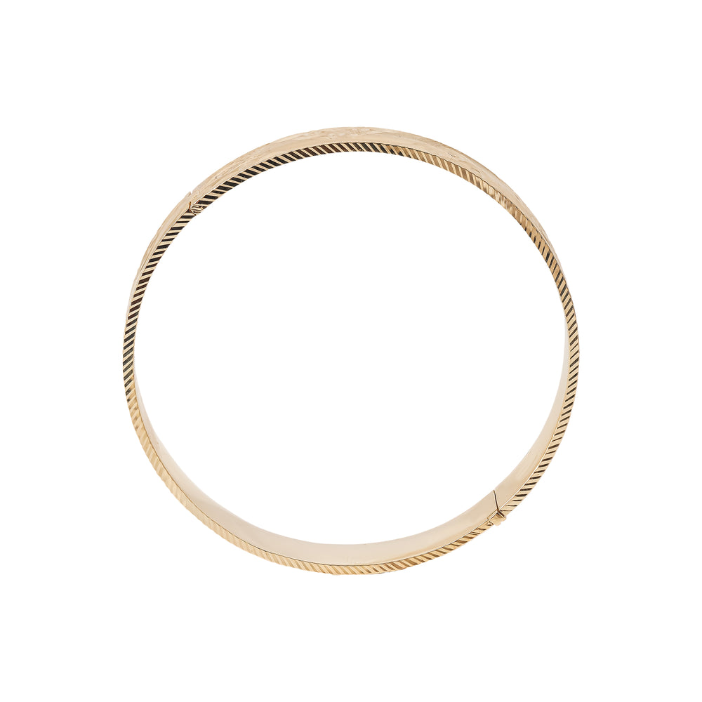 18K Gold Bangle G10447