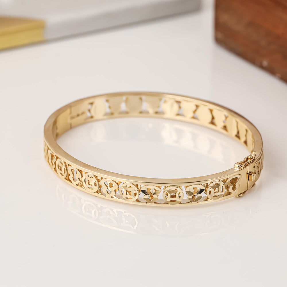 18K Gold Bangle G10450
