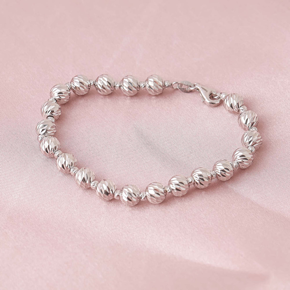 18K Gold Bracelet BBW2.56