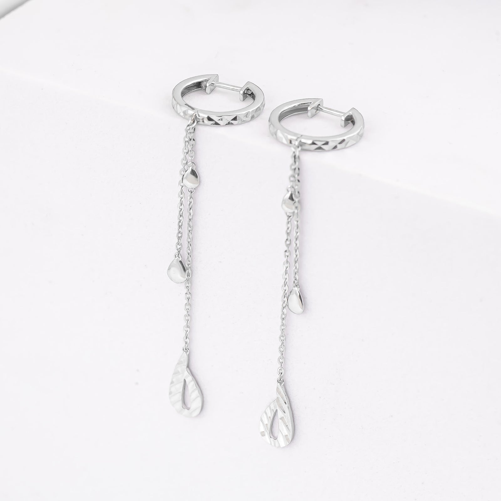 18K Gold Earring