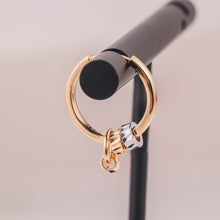 18K Gold Earring