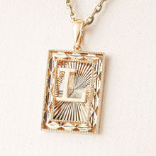 18K Gold Pendant P10679
