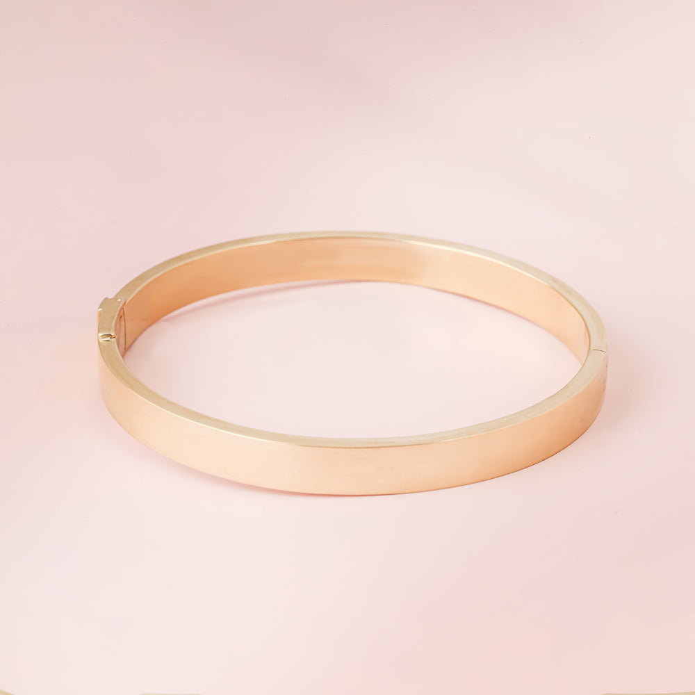 18K Gold Bangle G10340