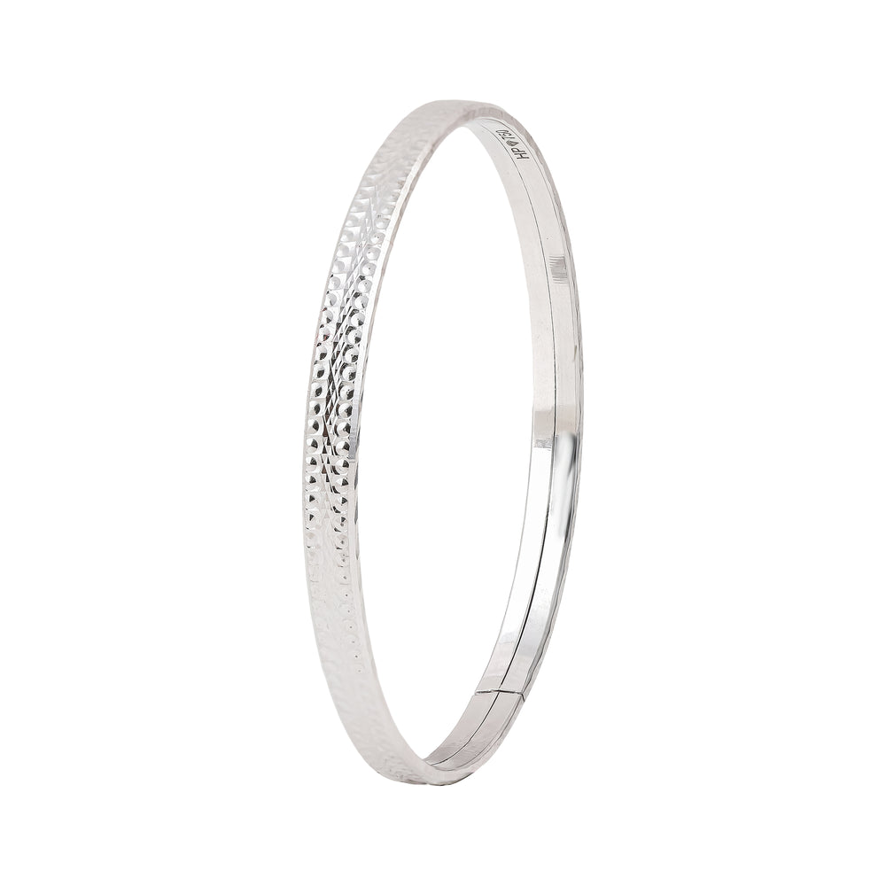 18K Gold Bangle G10353