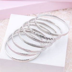 18K Gold Bangle G10353