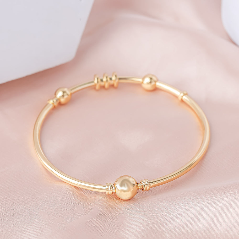 18K Gold Bangle G10404