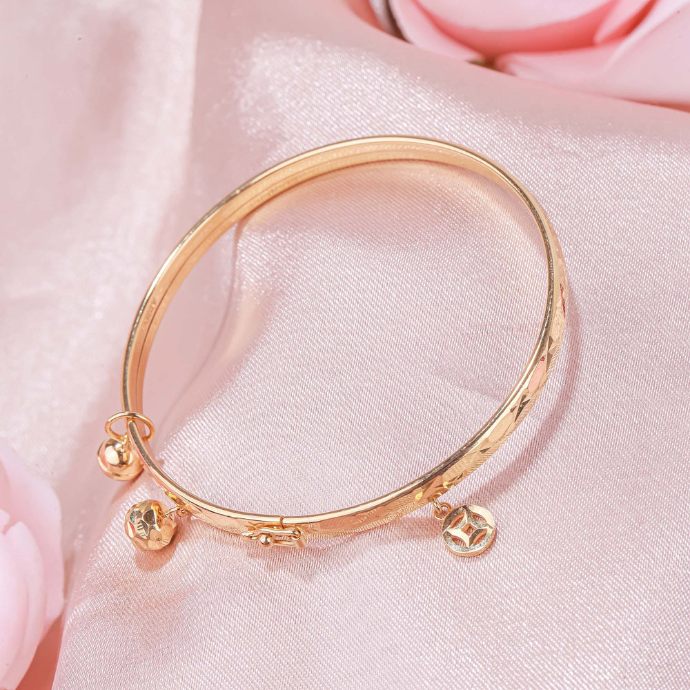 18K Gold Bangle G10420
