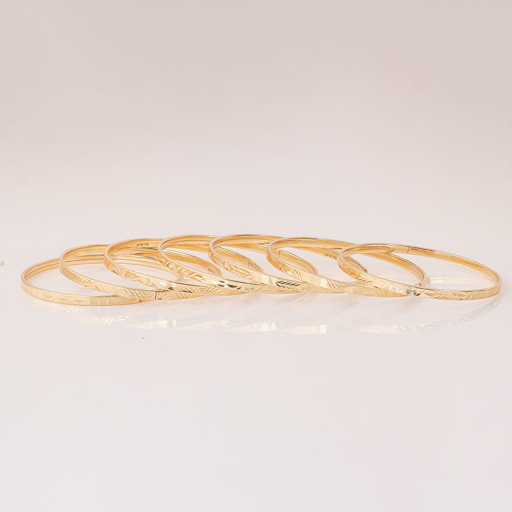 18K Gold Bangle G10431