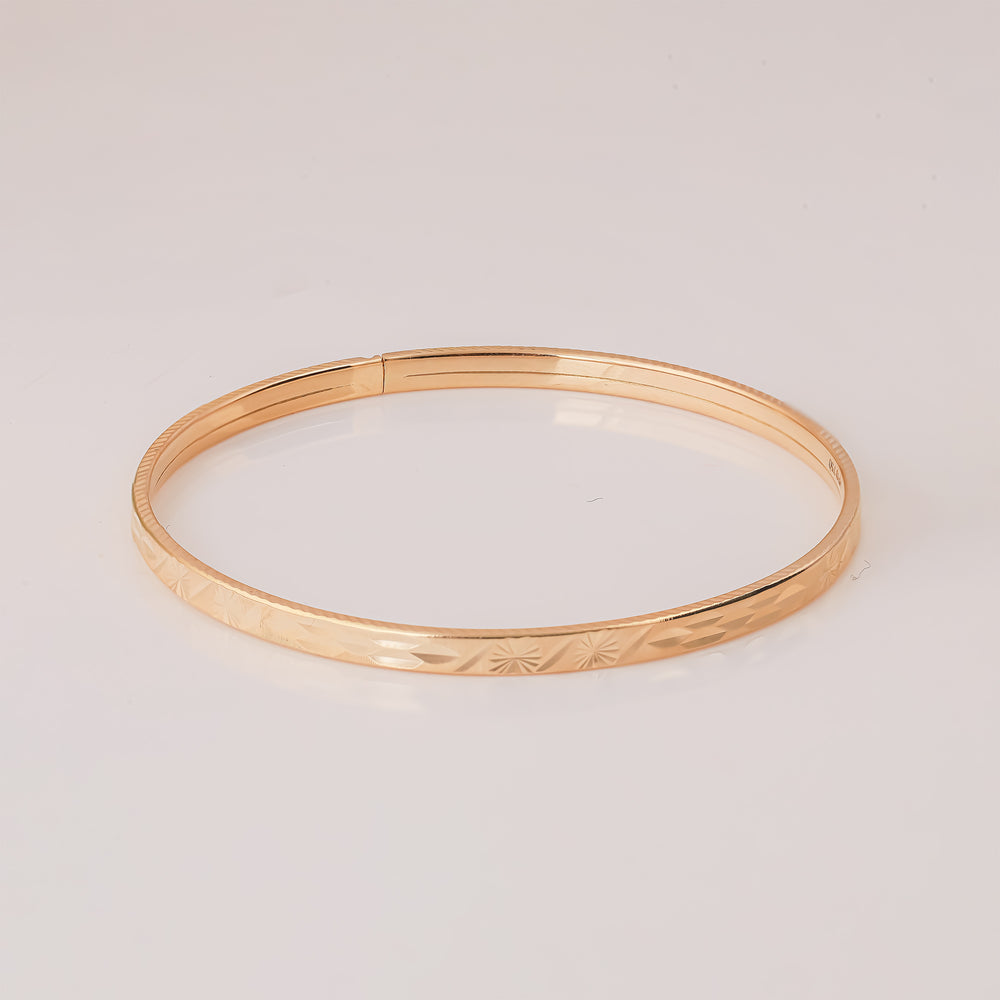 18K Gold Bangle G10431