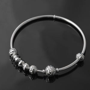 18K Gold Bangle G10435