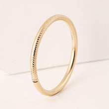 18K Gold Bangle G10437