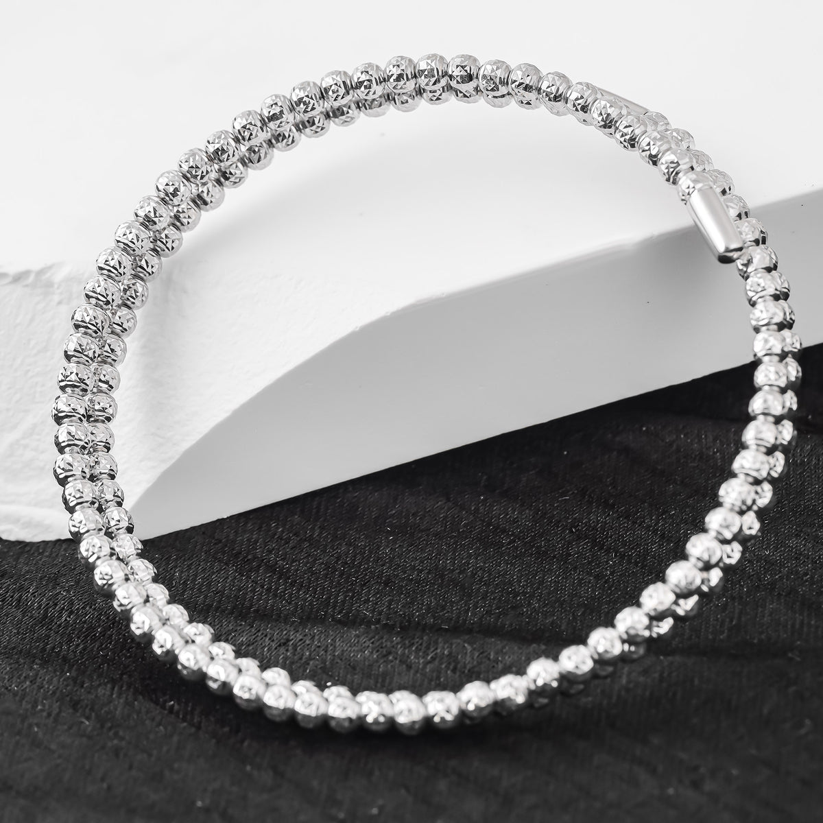 18K Gold Bangle GBW3