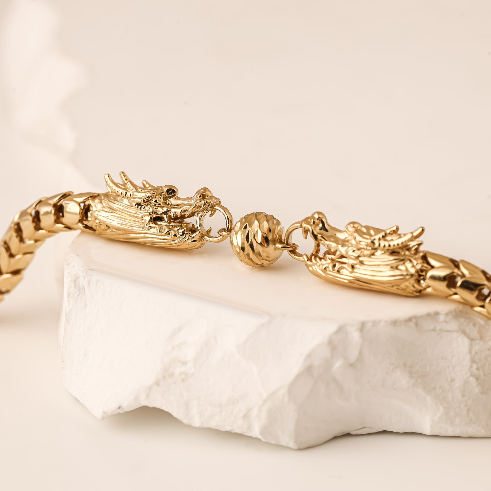 18K Gold Bracelet L10484