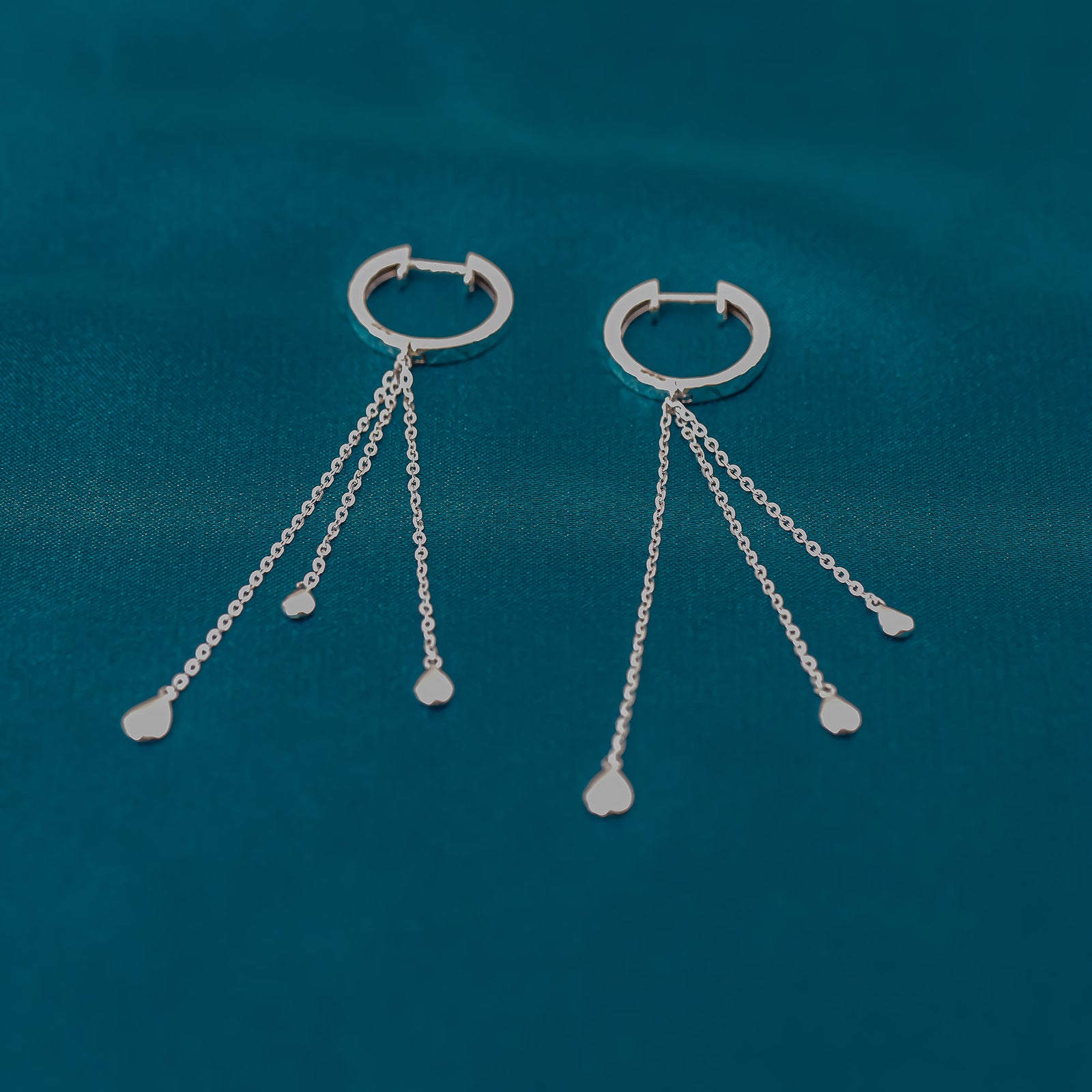 18K Gold Earring