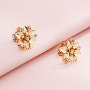 18K Gold Earring
