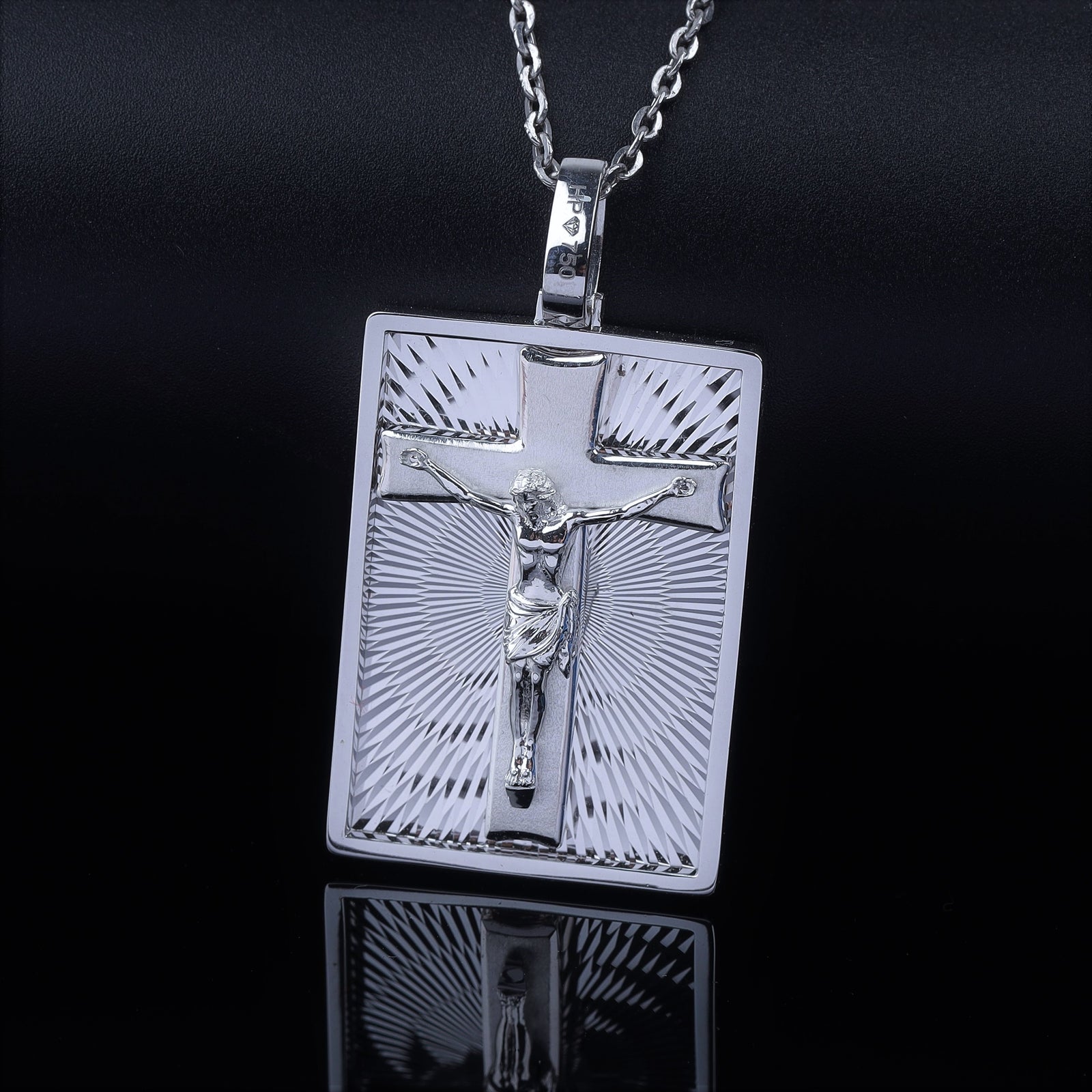 18K Gold Pendant