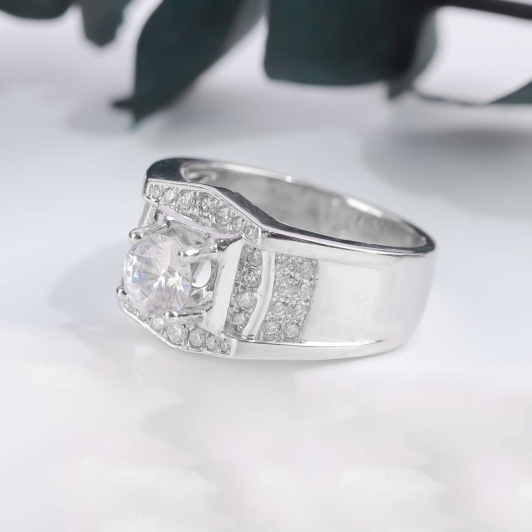 Diamond Ring's Men B10355