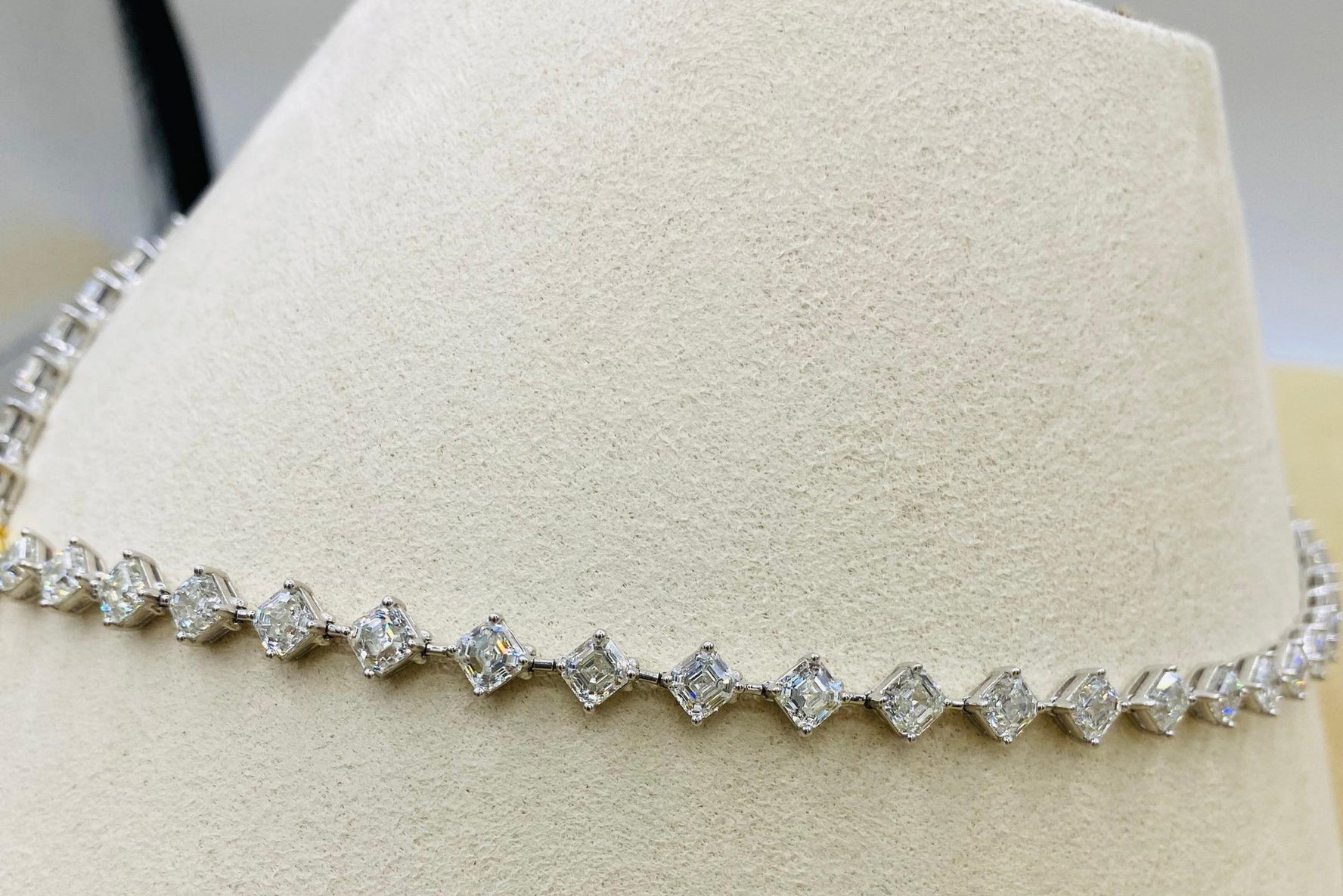 33.00 Carat Diamond Necklace