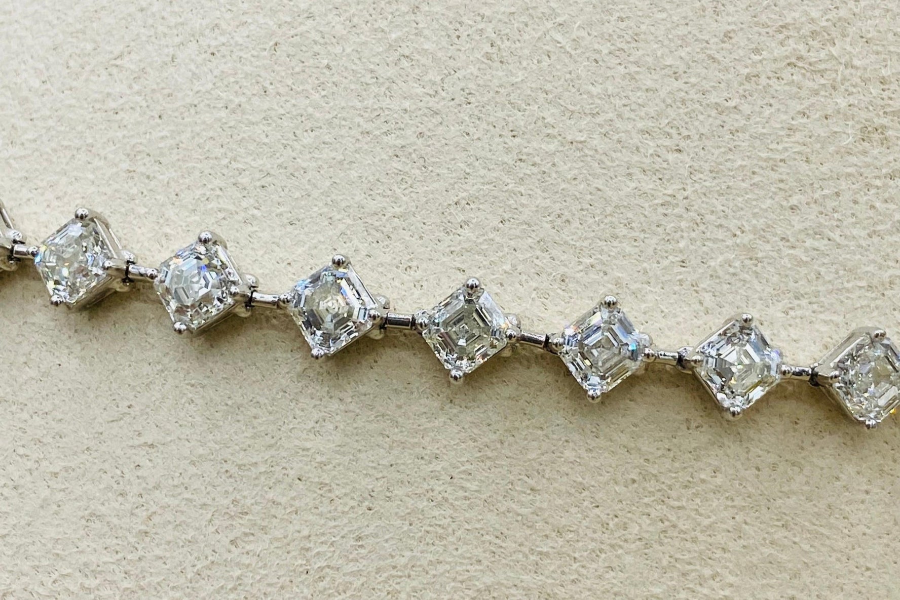 33.00 Carat Diamond Necklace