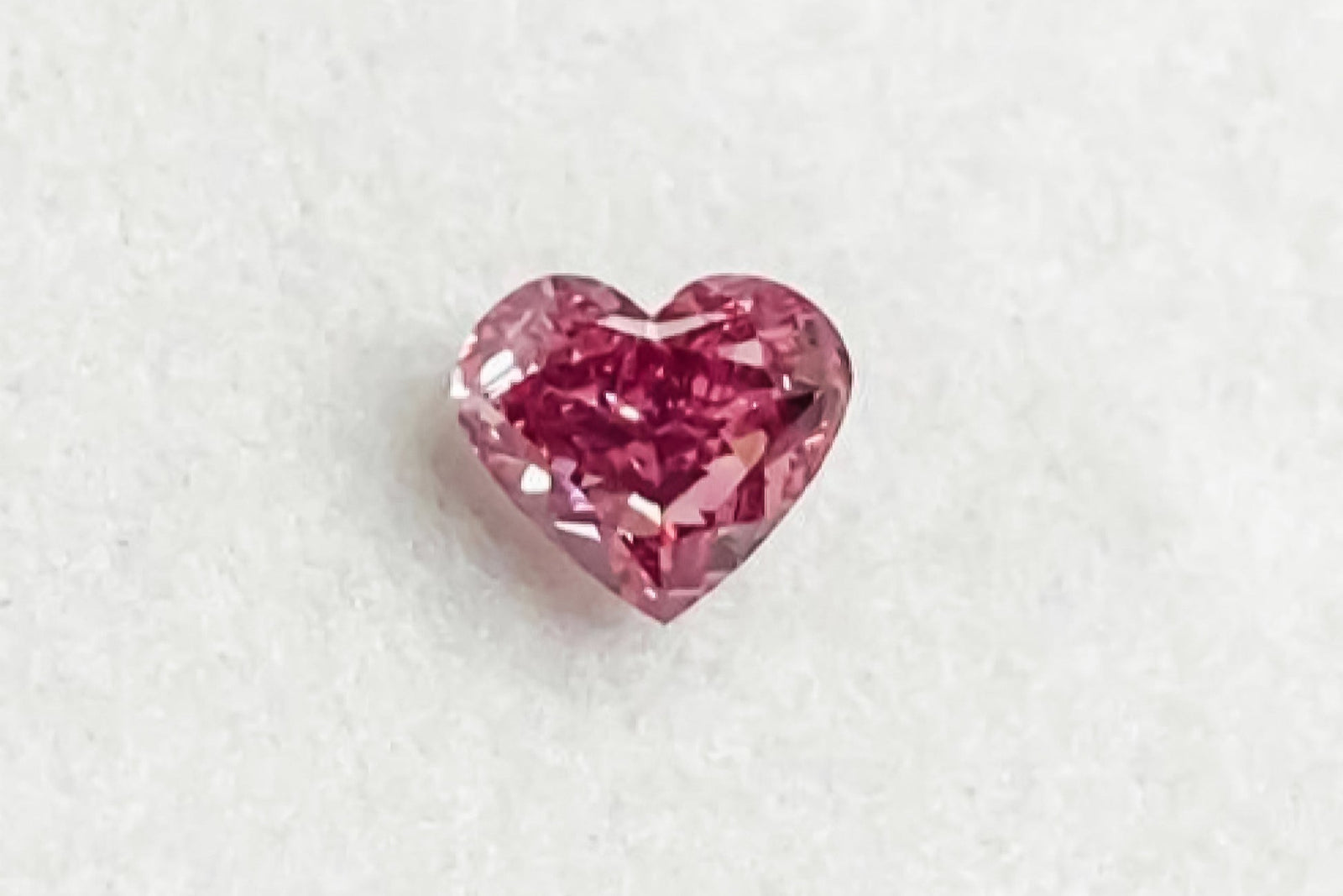 GIA Certified 1.00 Carat Fancy Vivid Purplish Pink Diamond Ring