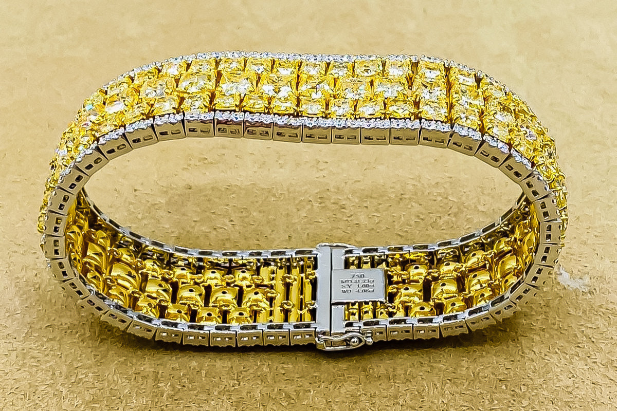 Natural 47 Carat Yellow Diamond Bracelet