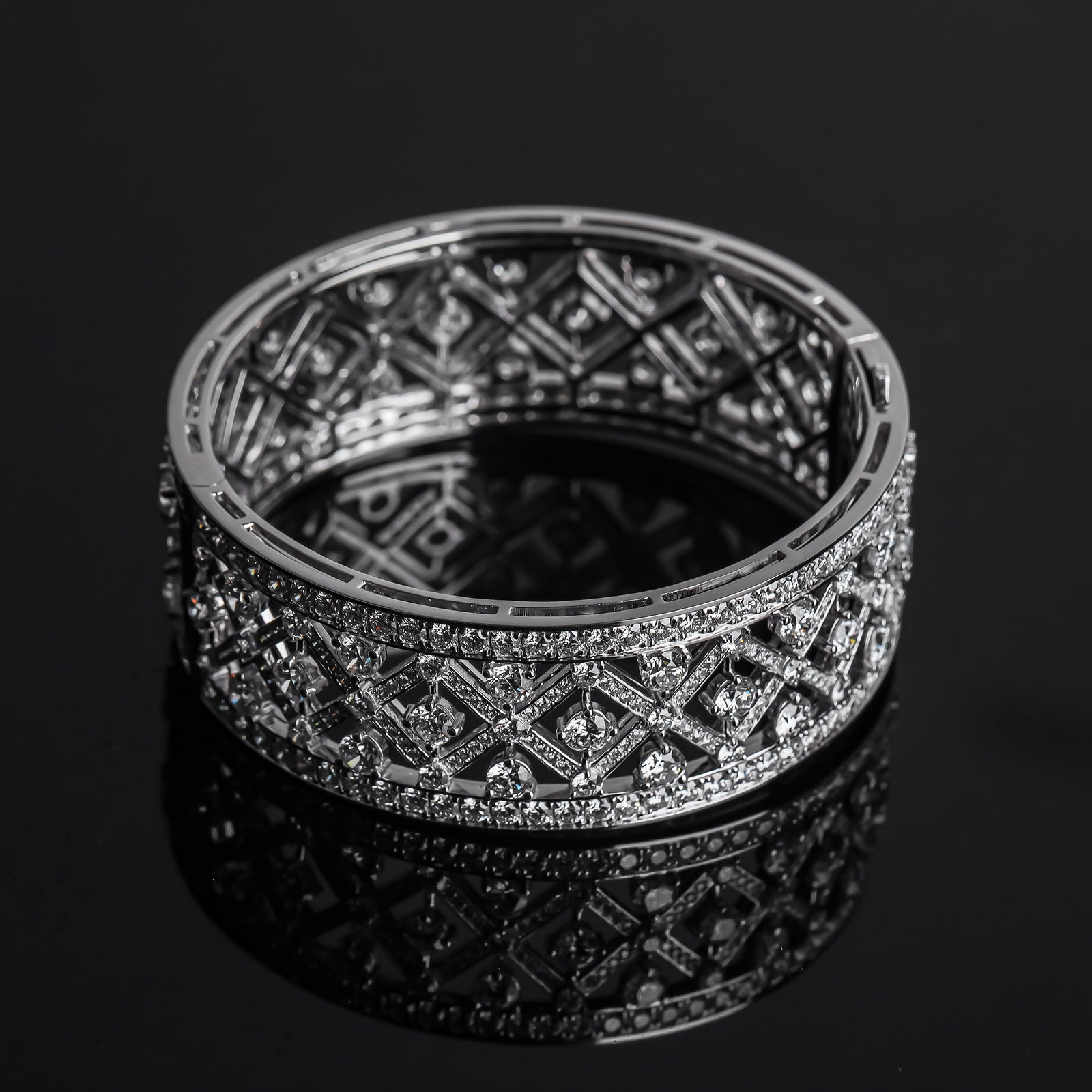 Diamond Bangle G10457