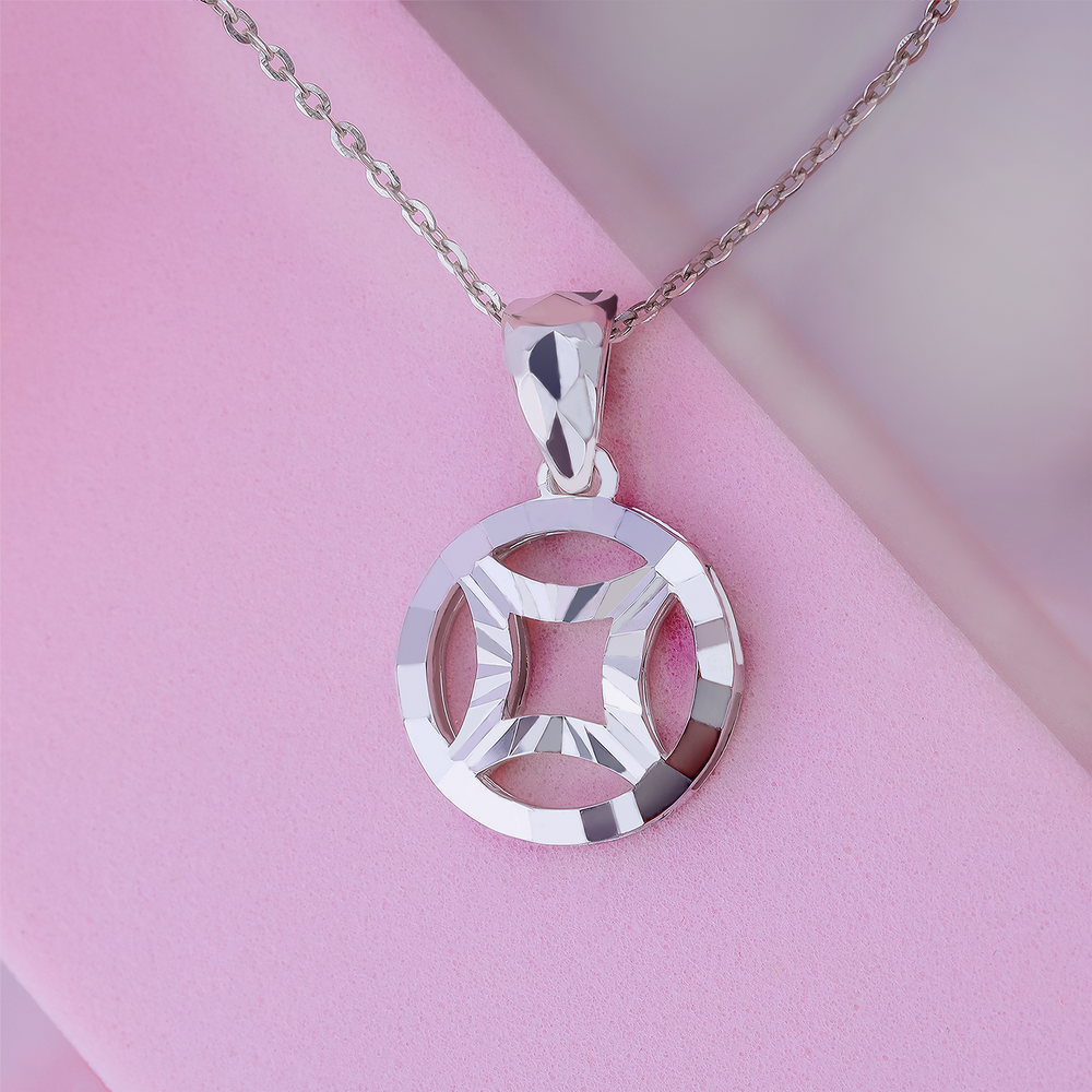 18K Gold Pendant P10815