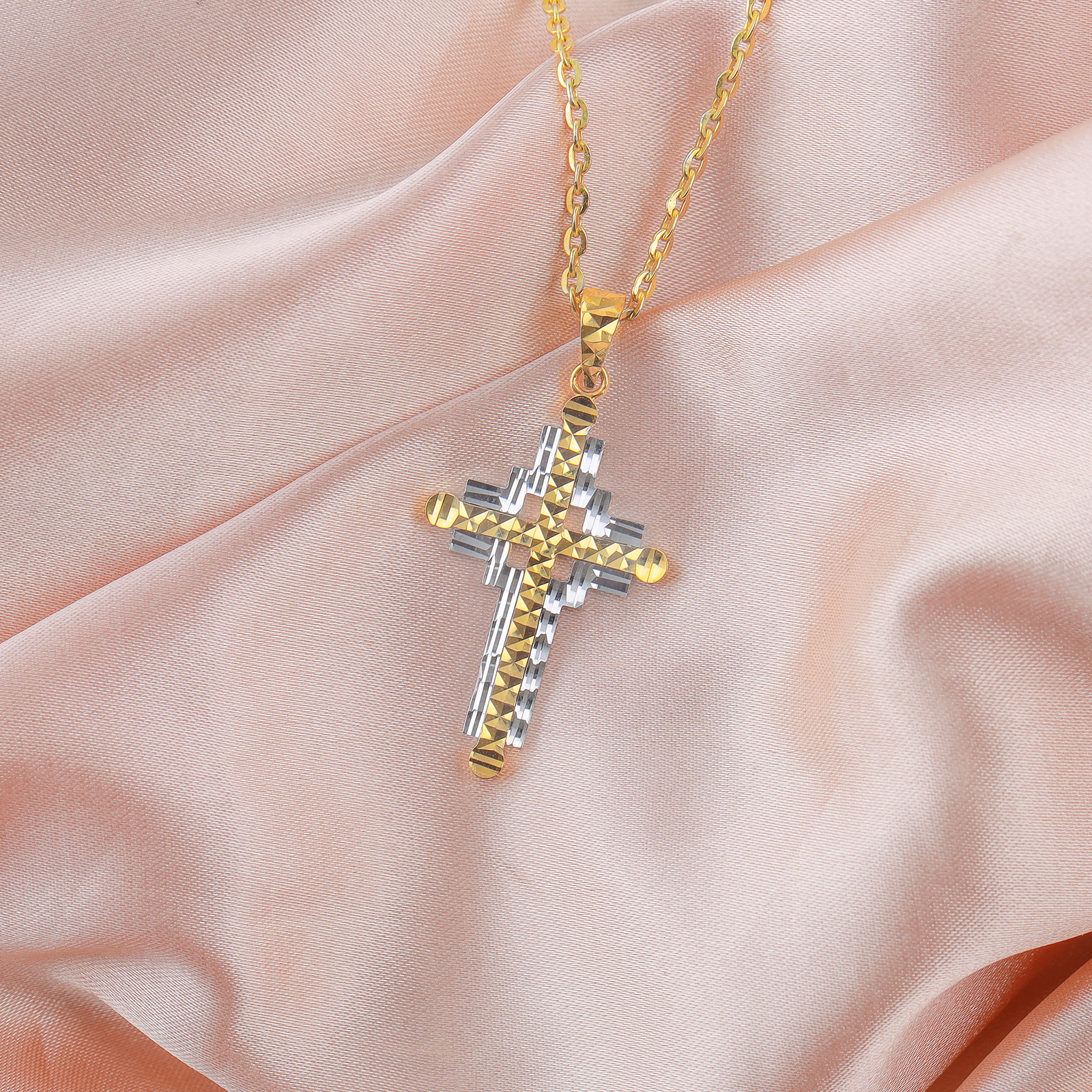 18K Gold Pendant P10986
