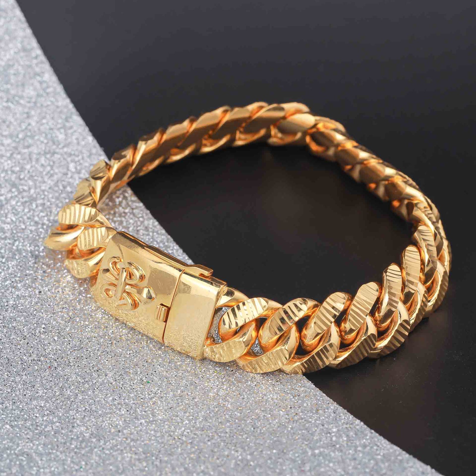 18K Gold Bracelet L10371