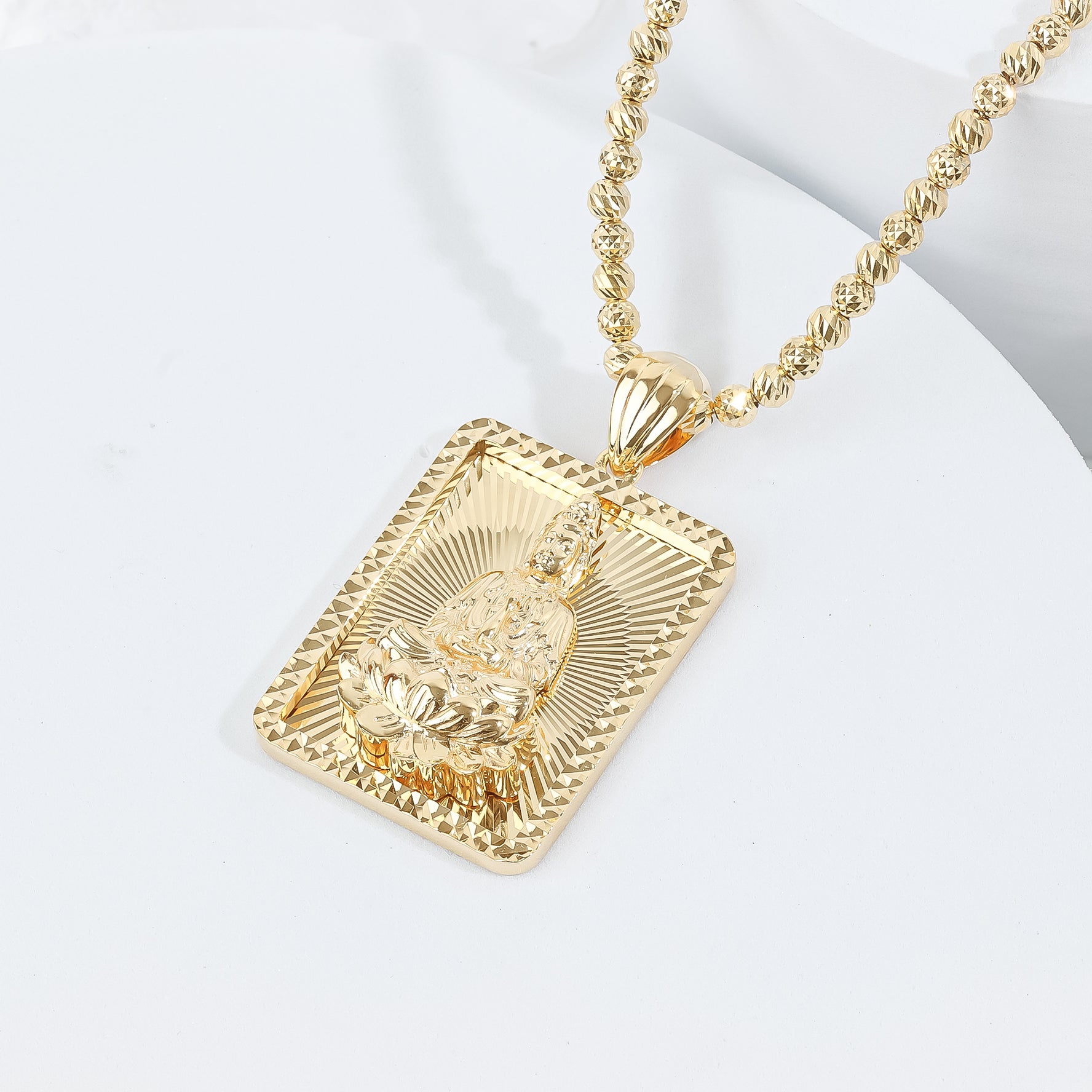 18K Gold Pendant P10859