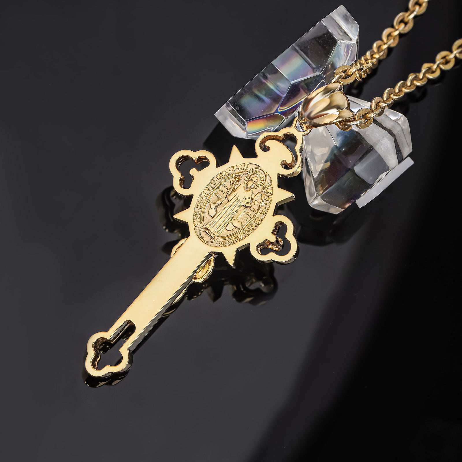 18K Gold Pendant P11124