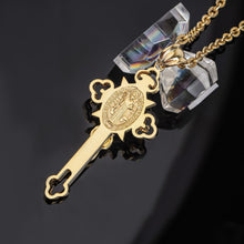 18K Gold Pendant P11124