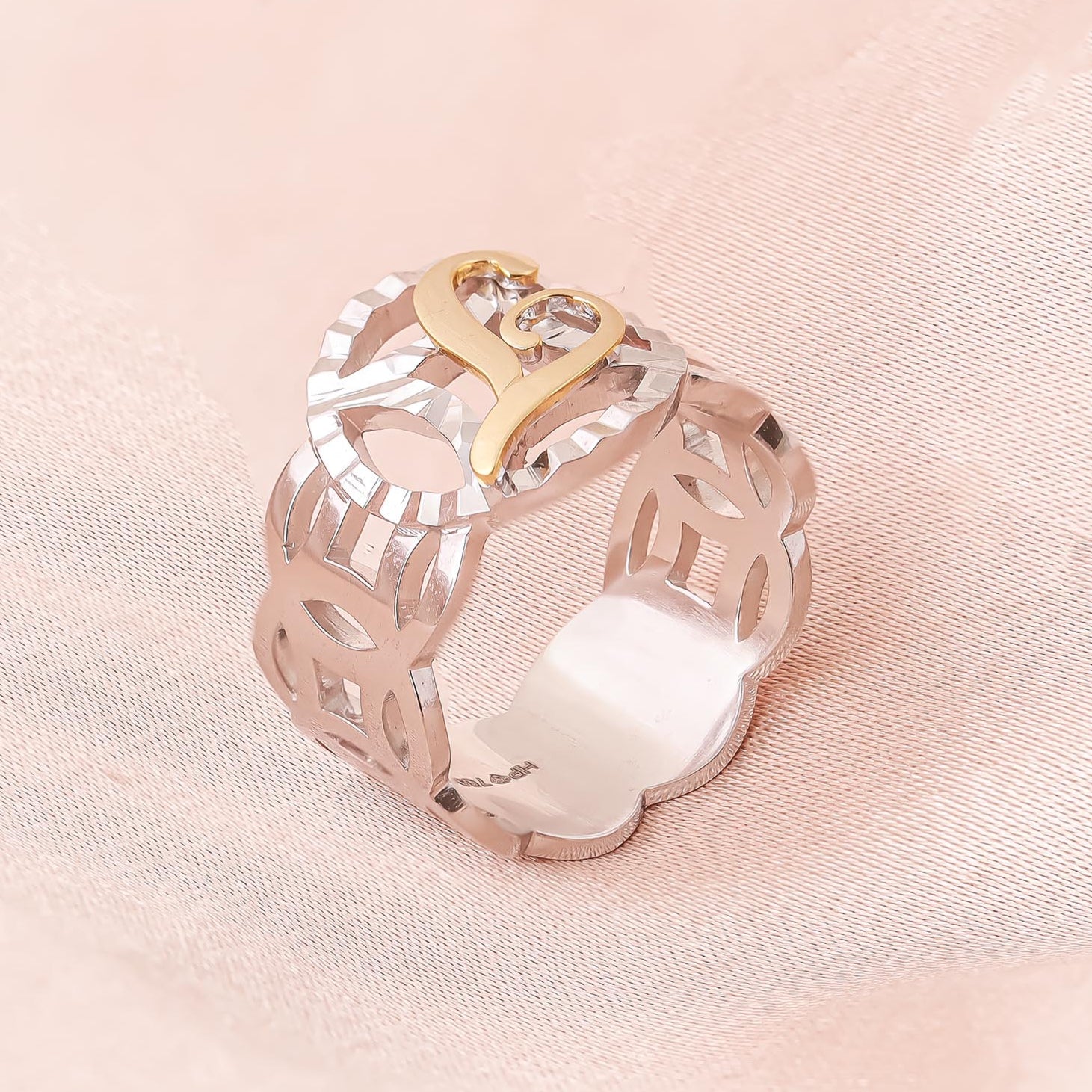 18K Gold Ring