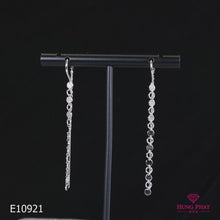 18K Gold Earring