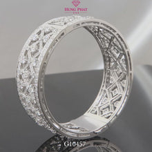 Diamond Bangle G10457