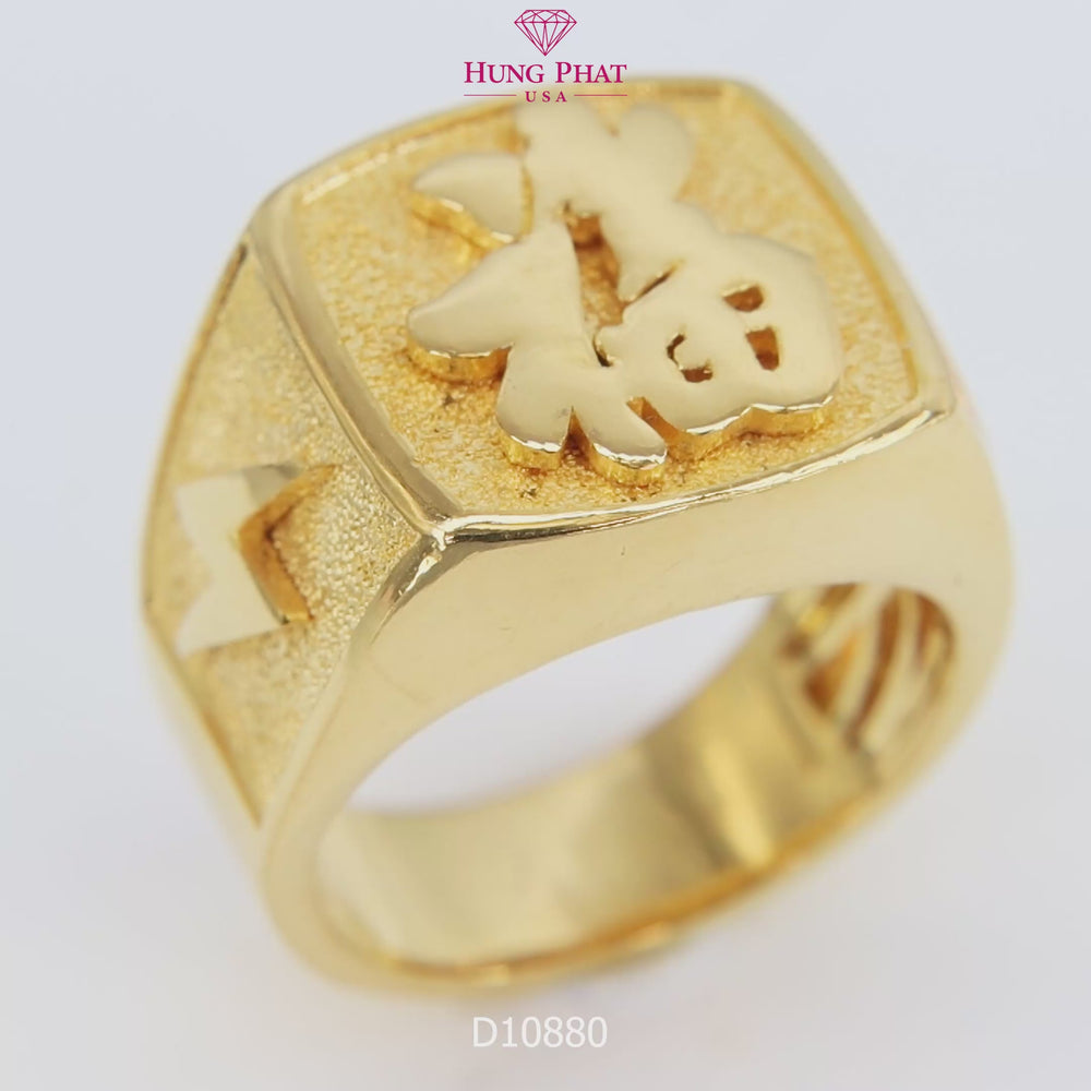 24K Gold Ring D10880