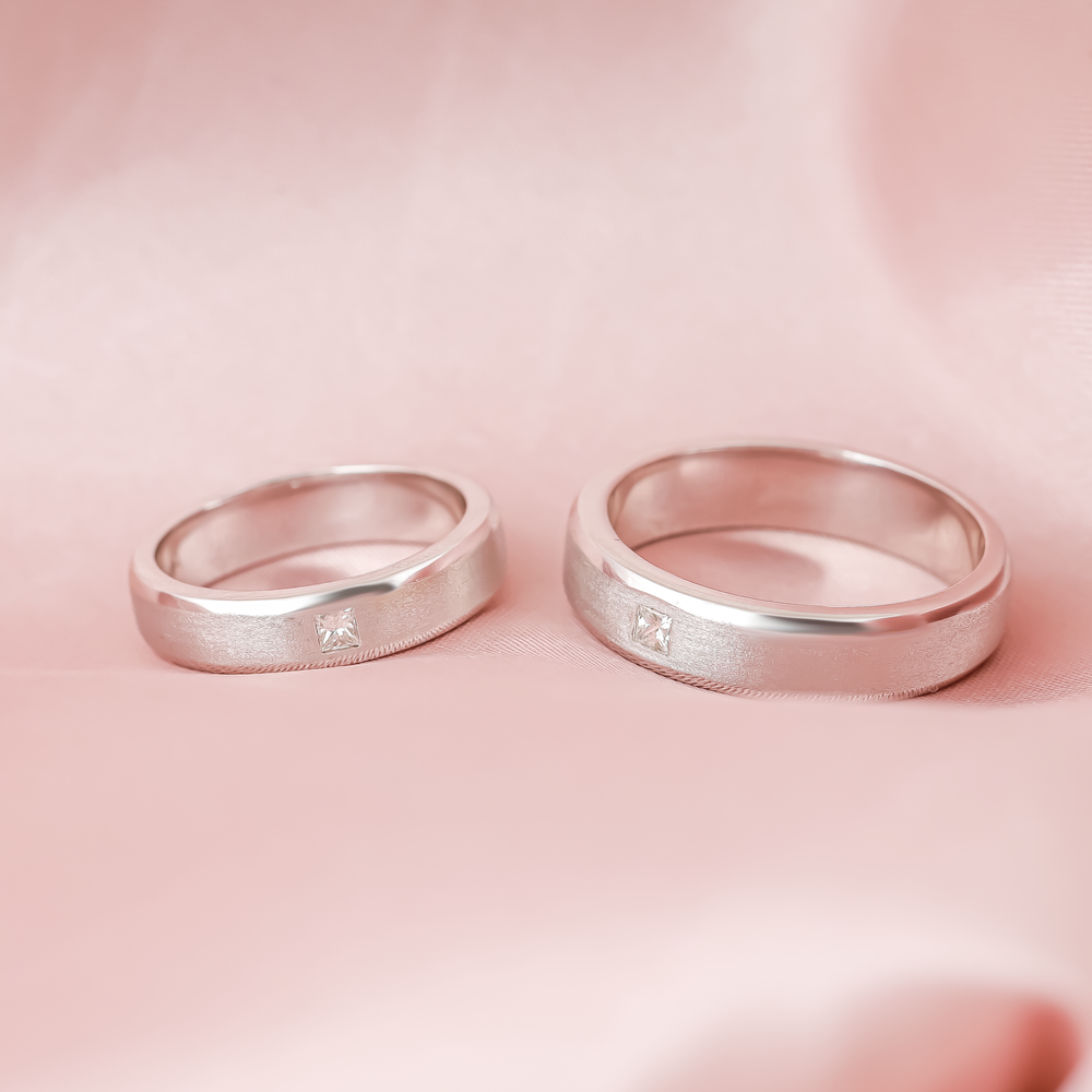 Diamond Wedding Rings D10915