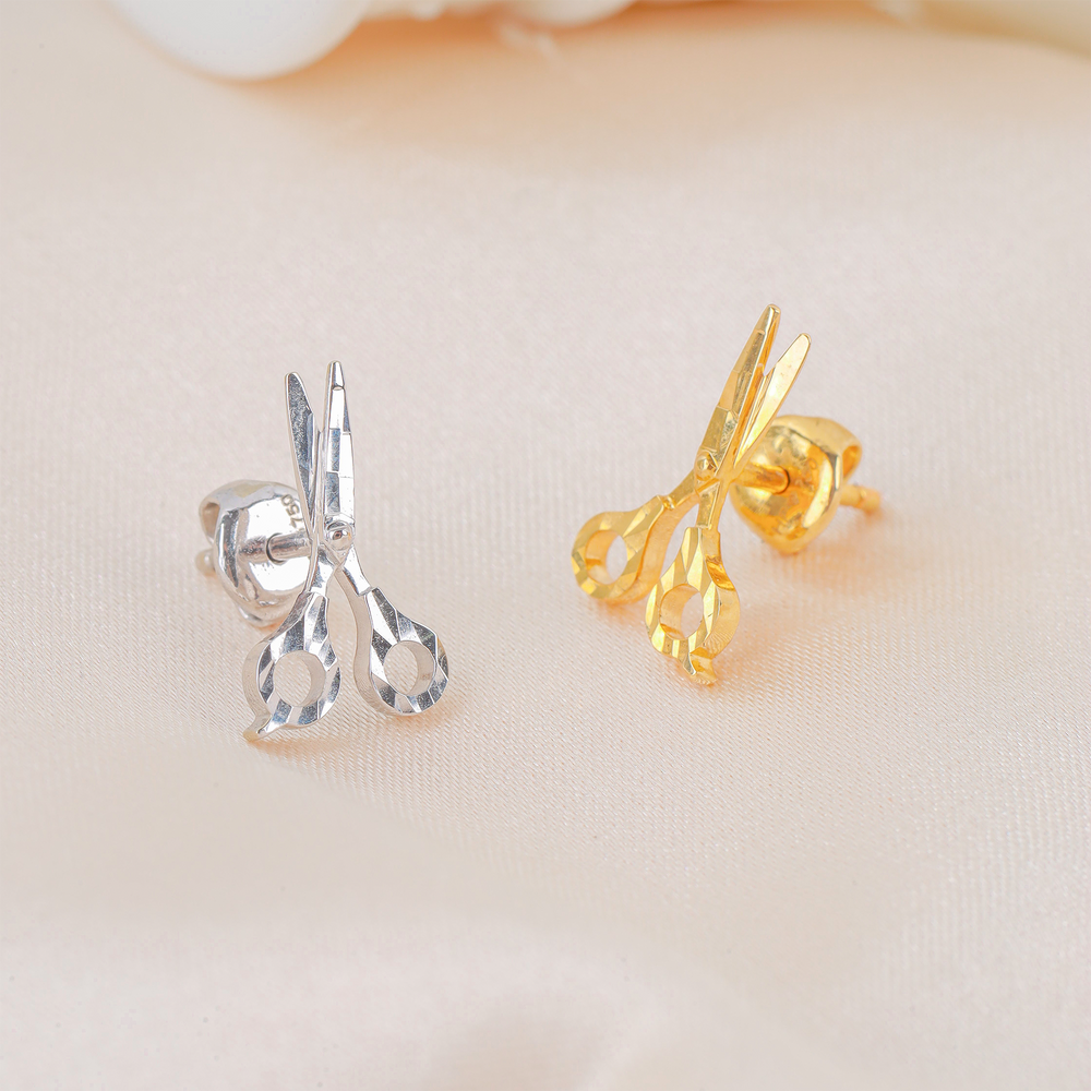 18K Gold Earring