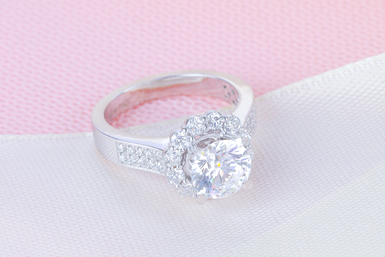 Diamond Ring Mounting