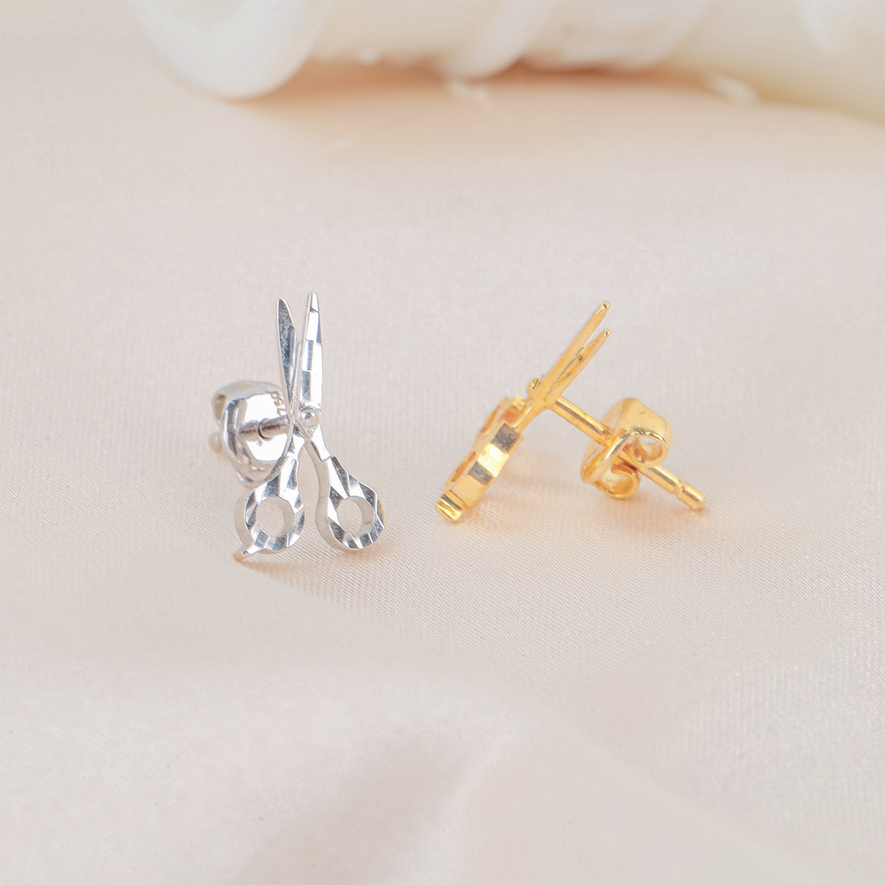 18K Gold Earring