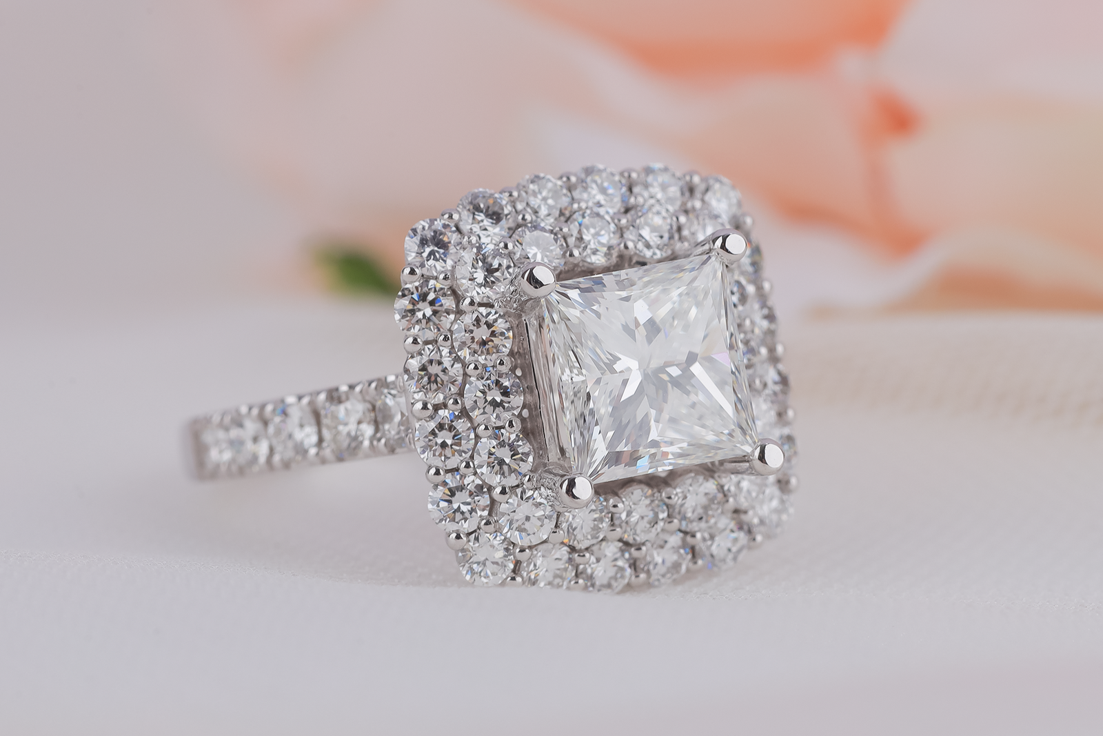 Diamond Ring Mounting