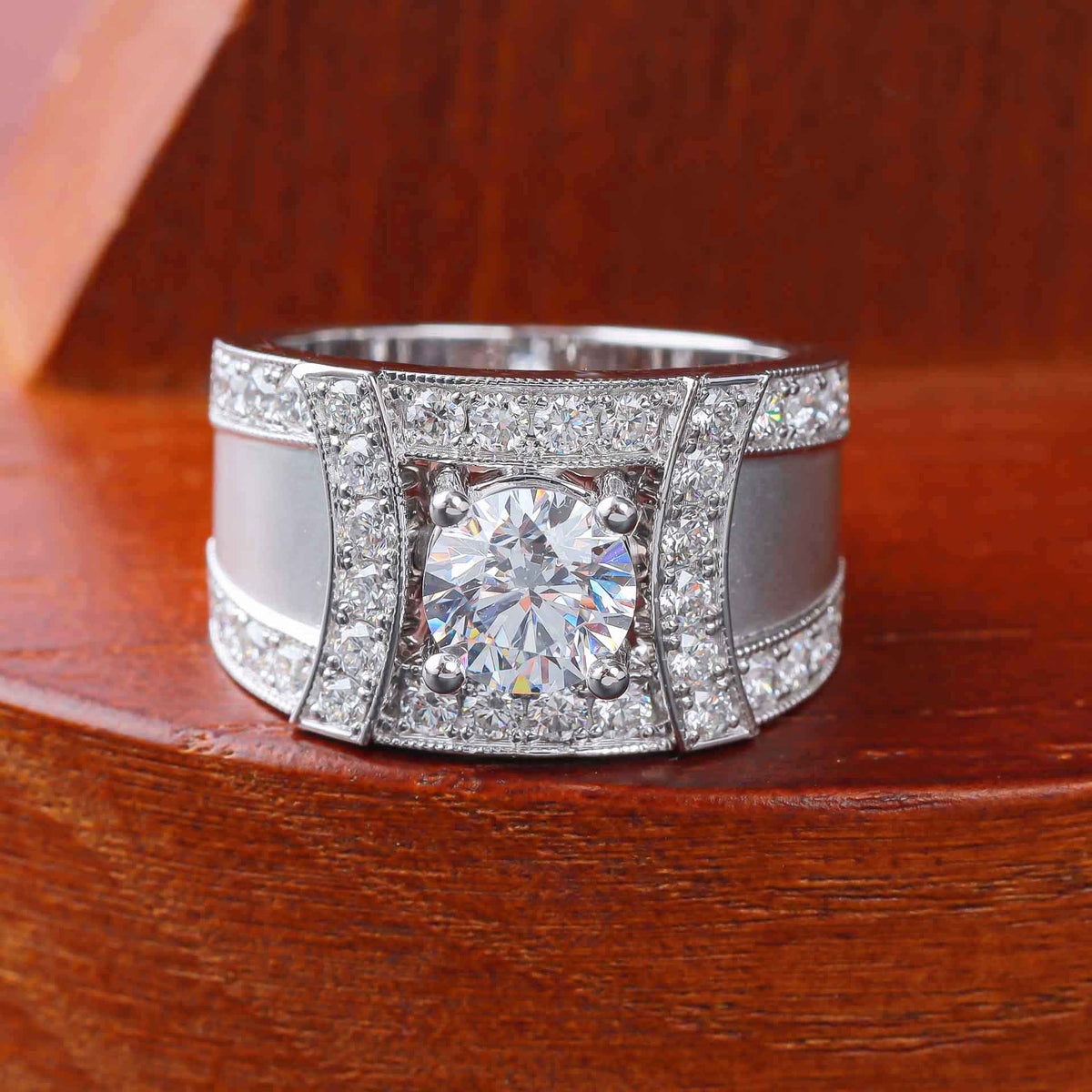 Diamond Ring Mounting — Hung Phat