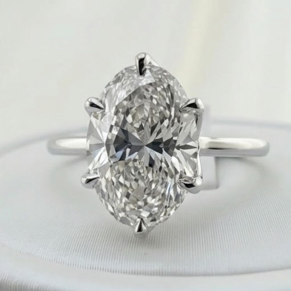 Day 28 &mdash; the finished ring, photographed in the atelier