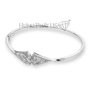 18K White Gold Diamond Bangle Style H04929A